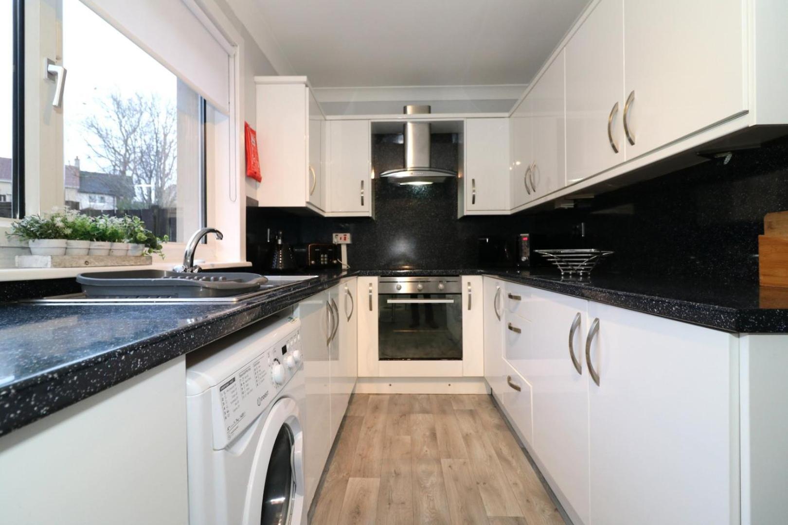 Signature - Stanfield House Apartment *