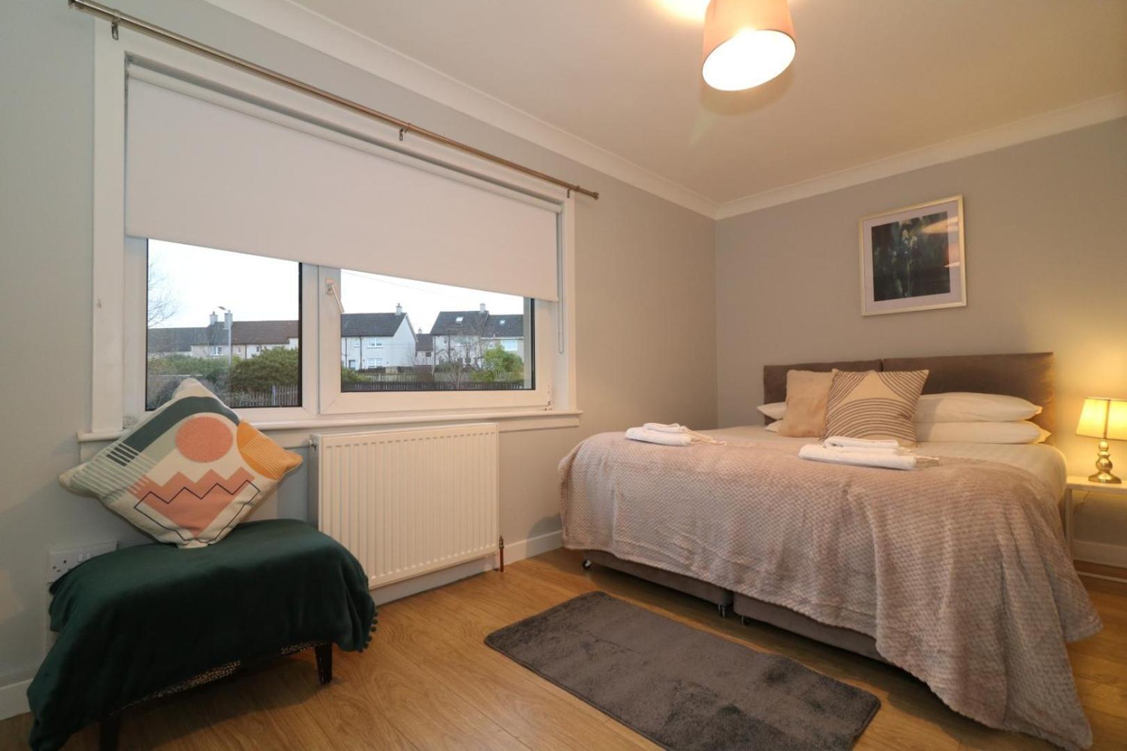 Signature - Stanfield House Apartment